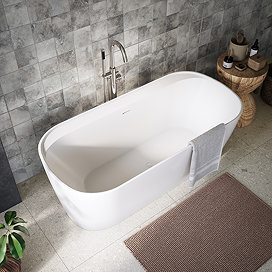 Cruze Curved Back To Wall Bath (1700 x 800mm) with Waste