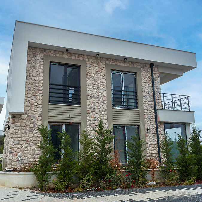 Dalby Fieldstone 30-50mm Cladding - Ivory