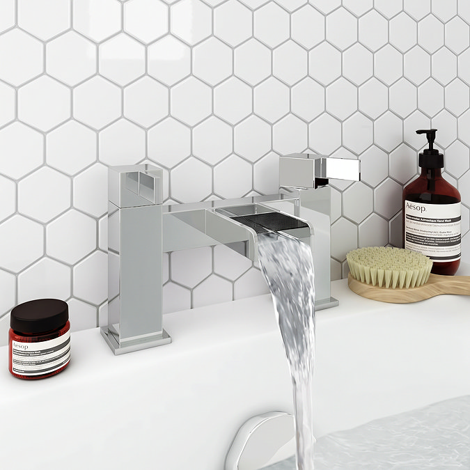 Edge Waterfall Bath Filler