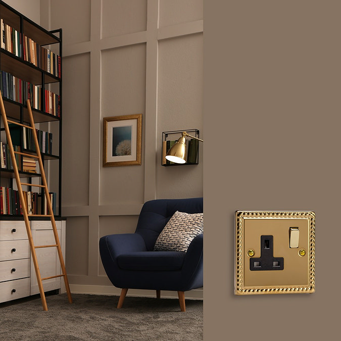 Ellis & Co 1-Gang Switched Socket Georgian Brass - Black