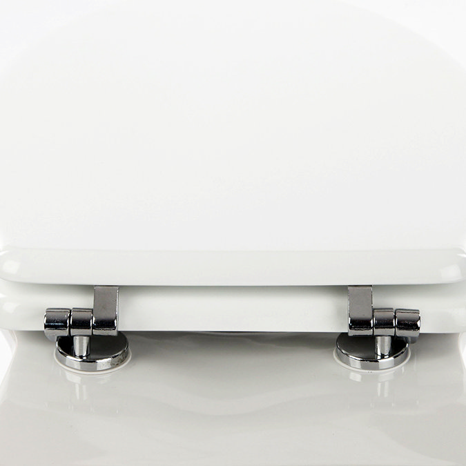 Euroshowers White Heavyweight Moulded Wood Toilet Seat Profile Large Image