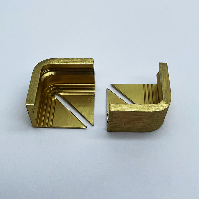 Genesis 12mm Brushed Brass Aluminium External Corners (2 Pack)