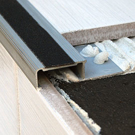 Genesis Matt Silver Aluminium Tile In Anti-Slip Step Edge Medium Image