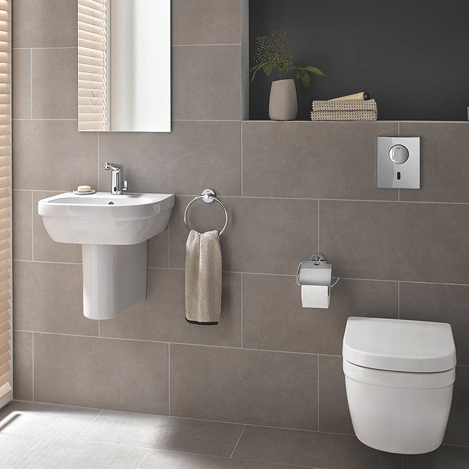 Grohe Euro Ceramic 450mm 1TH Basin + Half Pedestal  Feature Large Image