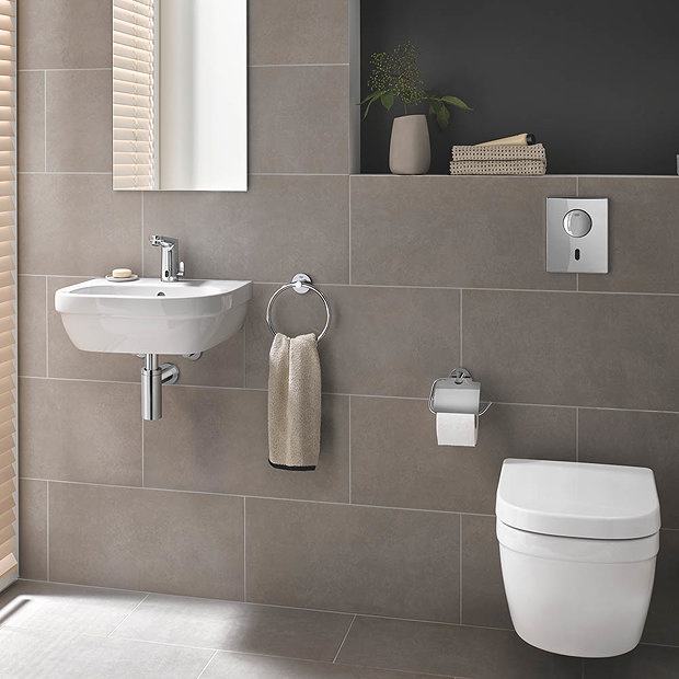 Grohe Euro Ceramic 450mm 1TH Wall Hung Basin - 39324000  Feature Large Image