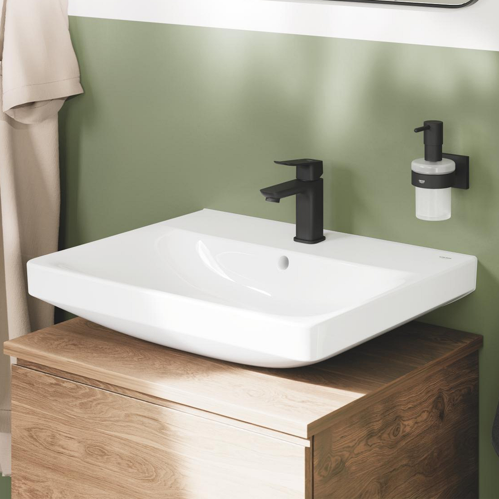 Grohe Bassein Grohe Euro Ceramic 600mm 1TH Wall Hung Basin with Overflow