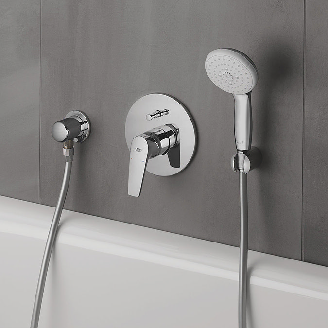 Grohe New Tempesta 100 Shower Handset with 3 Spray Patterns - 28419002 Feature Large Image