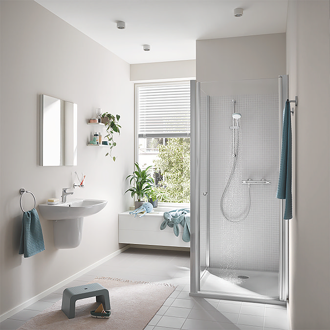 Grohe Precision Flow Thermostatic Shower Mixer 1/2" with Shower Set for Low Pressure