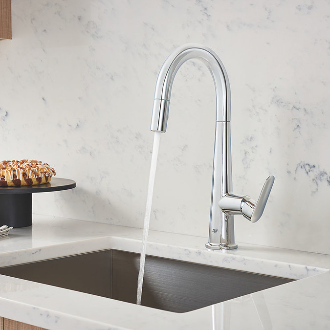 Grohe Veletto Single Lever Kitchen Sink Mixer with Pull Out Spray - Chrome - 30419000 Standard Larg