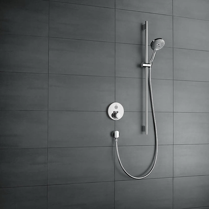 hansgrohe ShowerSelect S Thermostatic Mixer for Concealed Installation for 1 Outlet - 15744000  Feat