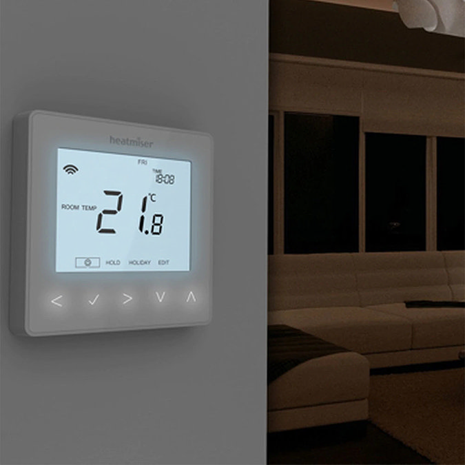 Heatmiser neoStat-hw V2 - Hot Water Programmer - Platinum Silver Feature Large Image