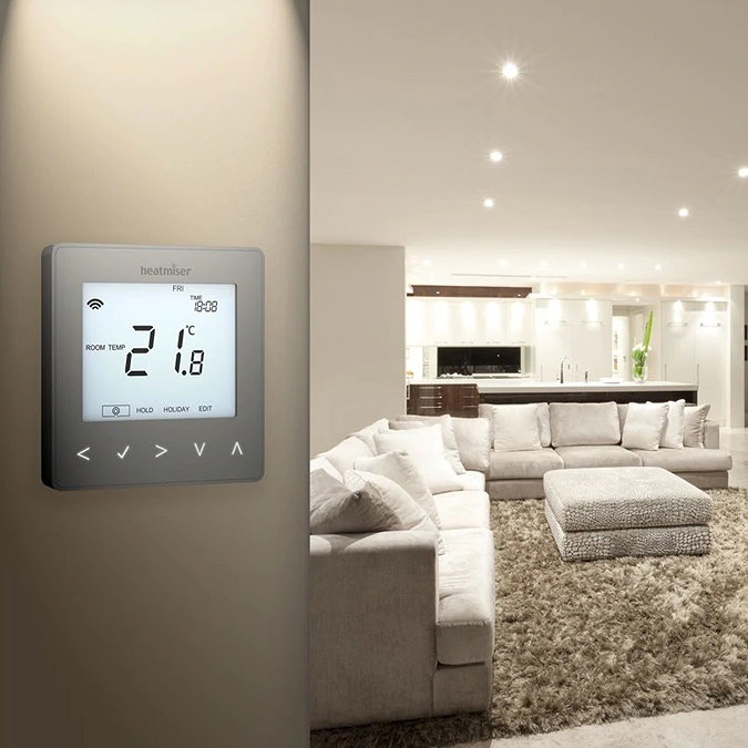 Heatmiser neoStat V2 - Programmable Thermostat - Platinum Silver Feature Large Image