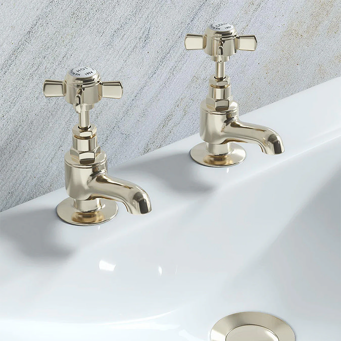 Heritage - Dawlish Short Nose Basin Pillar Taps - Vintage Gold