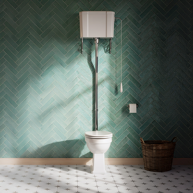 High Level Traditional WC Ceramic Cistern & Chrome Flush Pipe Kit