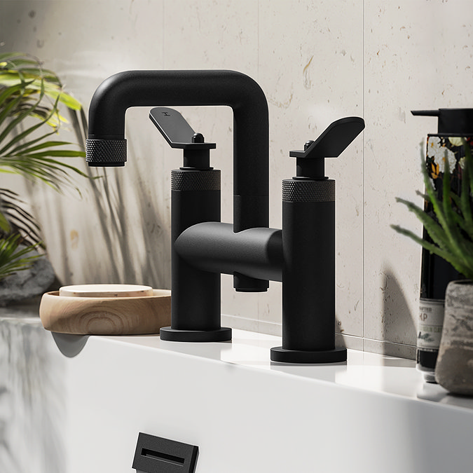 Huxley Matt Black Bath Filler