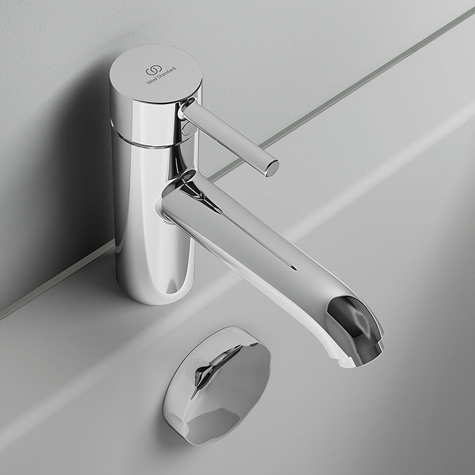 Ideal Standard Ceraline 1 Tap Hole Bath Filler - BC190AA  In Bathroom Large Image