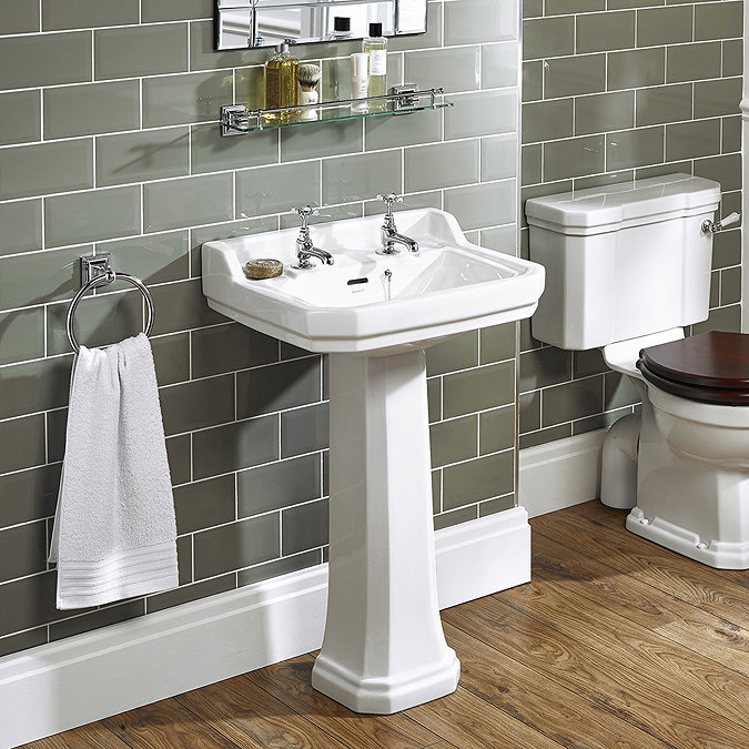 Ideal Standard Waverley 4-Piece Traditional Bathroom Suite