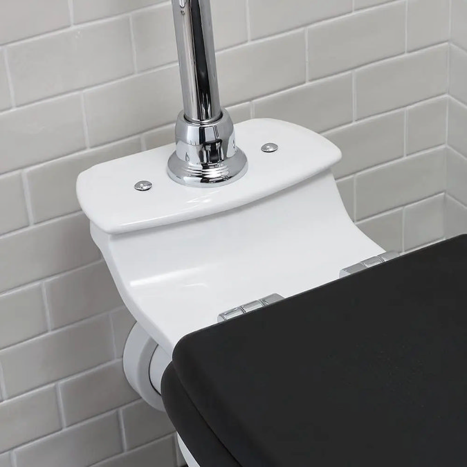 Imperial Radcliffe Low Level Toilet with Ceramic Plate + Chrome Fittings  Profile Large Image