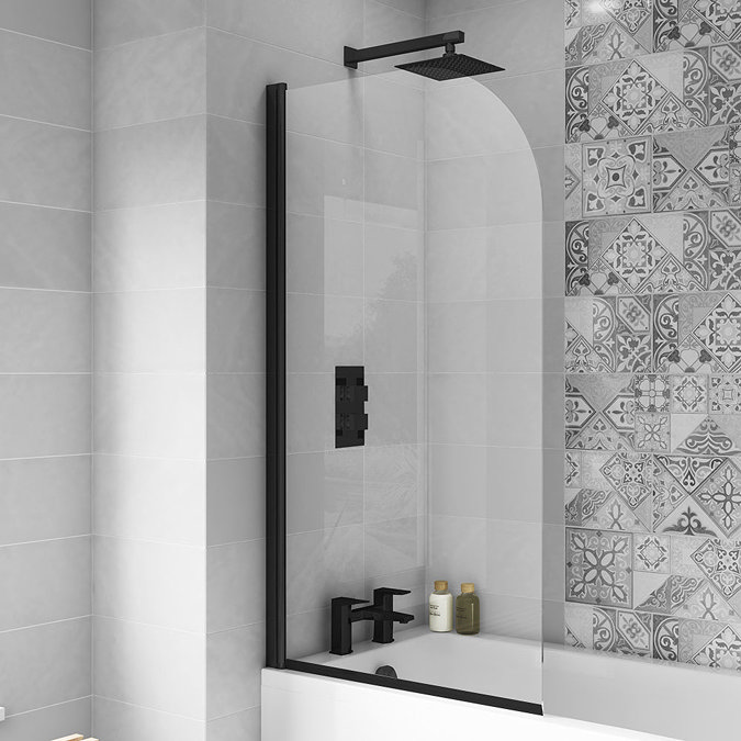 J-Shaped Shower Bath (1700mm with Matt Black Screen + Curved Panel)  In Bathroom Large Image