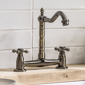 Traditional Kitchen Taps