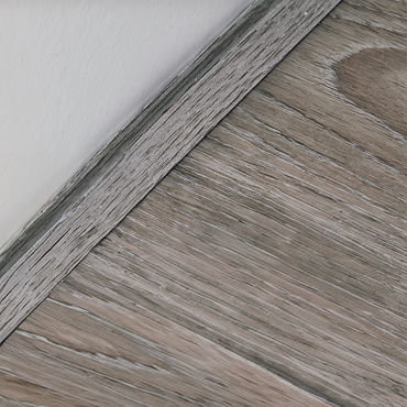 Liona by Luvanto Forge Oak LVT Finishing Strip