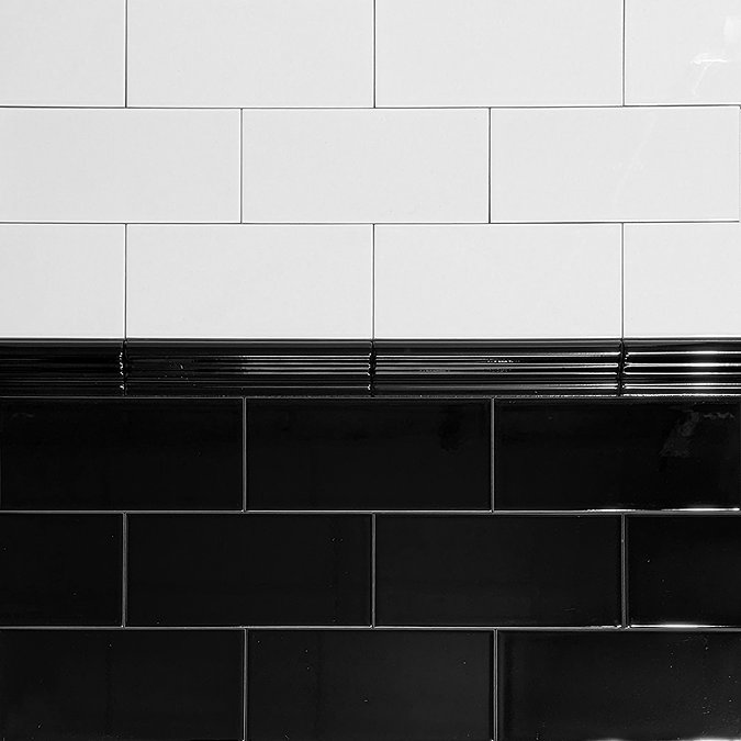 Victoria Metro Flat Wall Tiles - Gloss Black - 20 x 10cm