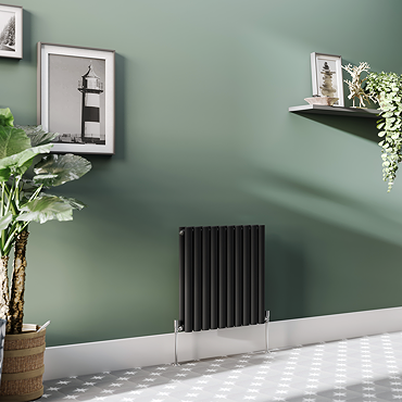 Metro Horizontal Radiator - Matt Black - Double Panel (600mm High) 590mm Wide