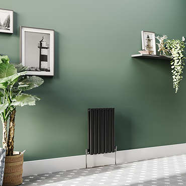 Metro Horizontal Radiator - Matt Black - Double Panel (600mm High) 413mm Wide