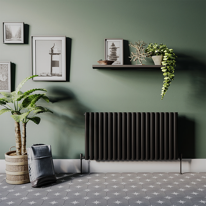 Metro Horizontal Radiator - Matt Black - Single Panel (600mm High) 1180mm Wide