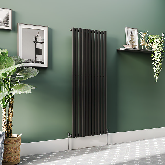 Metro Vertical Radiator - Matt Black - Single Panel (1600mm High) 649mm Wide