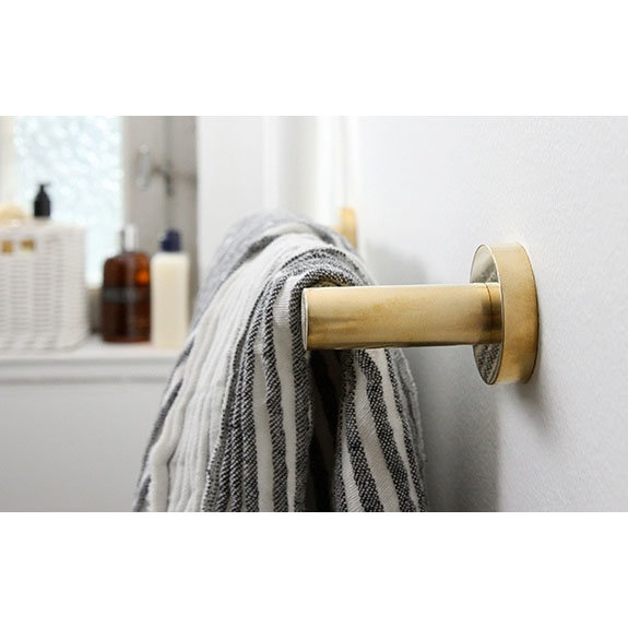 Miller Bond 645mm Polished Brass Towel Rail - 8716MP Feature Large Image
