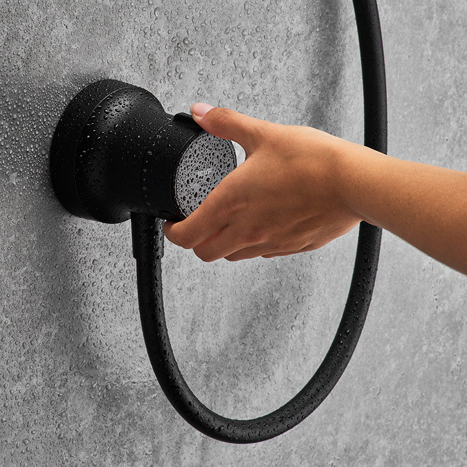 Mira Minimal Single Outlet Thermostatic Shower Pack - Black