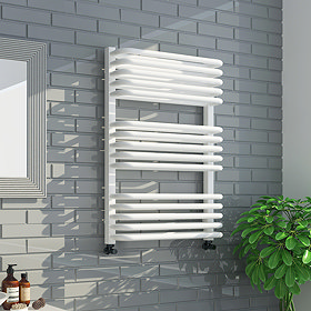 Monza 736 x 500 White Designer D-Shaped Heated Towel Rail Large Image