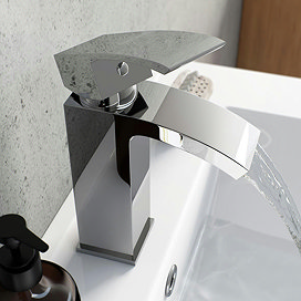 Wye basin mixer tap