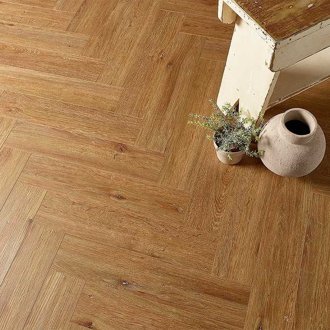 Orion Country Oak SPC Luxury Click Vinyl 610 x 126 Waterproof Herringbone Flooring (Pack of 20)