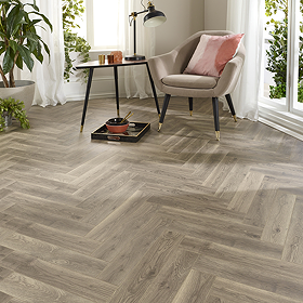 Orion Oslo 12mm Laminate Herringbone Flooring 470 x 95mm (Pack of 36)