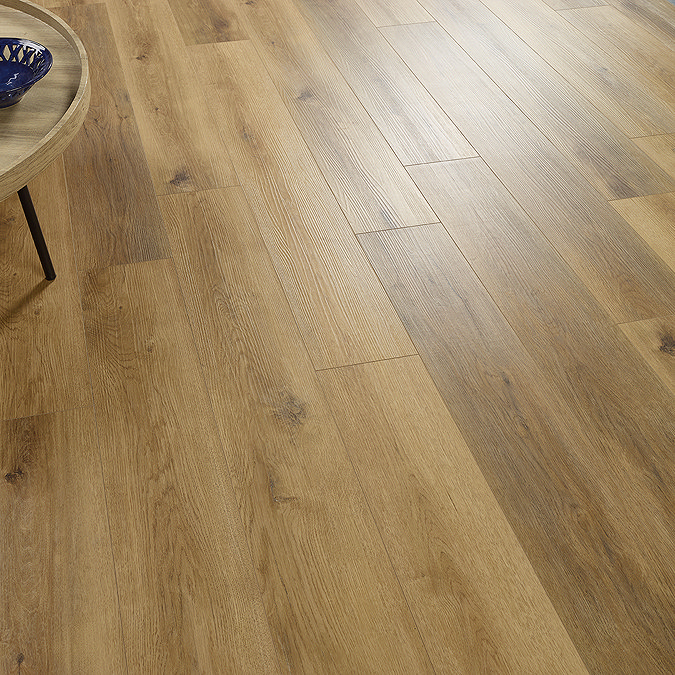 Orion Warm Oak SPC Luxury Click Vinyl 1220 x 182 Waterproof Plank Flooring (Pack of 10)