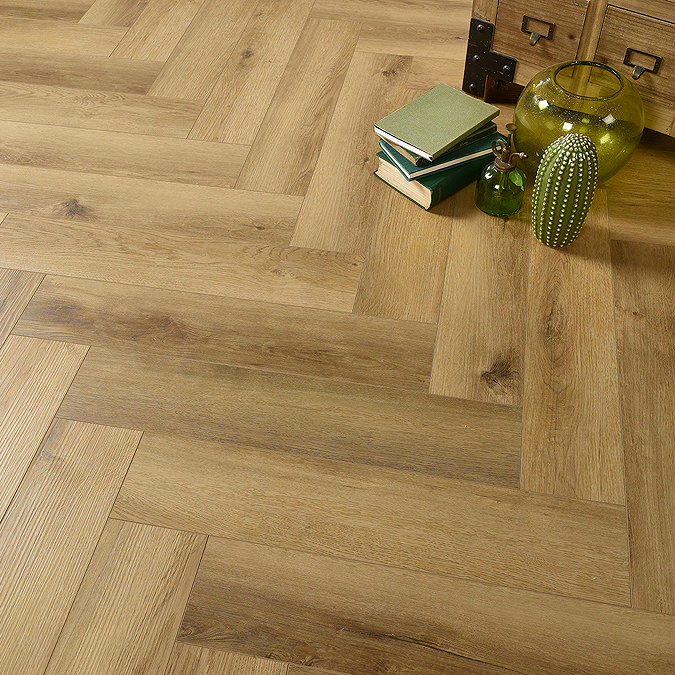Orion Warm Oak SPC Luxury Click Vinyl 610 x 126 Waterproof Herringbone Flooring (Pack of 20)