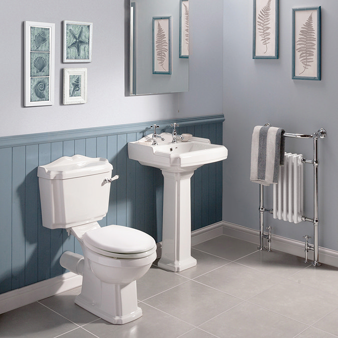 Oxford Close Coupled Traditional Toilet WC with Toilet Seat Profile Large Image