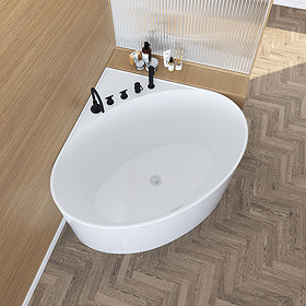 Poco Small Corner Modern Free Standing Bath (1000 x 1000mm)