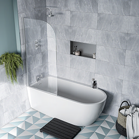 Potenza 1650 x 780 Curved Freestanding Corner Bath with Chrome Screen and Waste