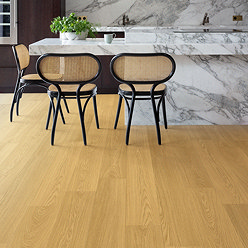 Quick-Step Capture Plank Laminate - Natural Varnished Oak