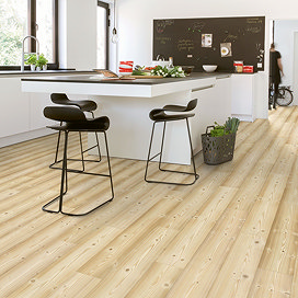 Quick-Step Impressive Plank Laminate - Natural Pine