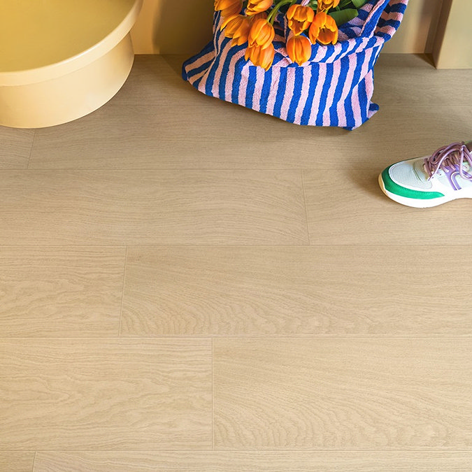 Quick-Step Impressive Plank Laminate - White Varnished Oak