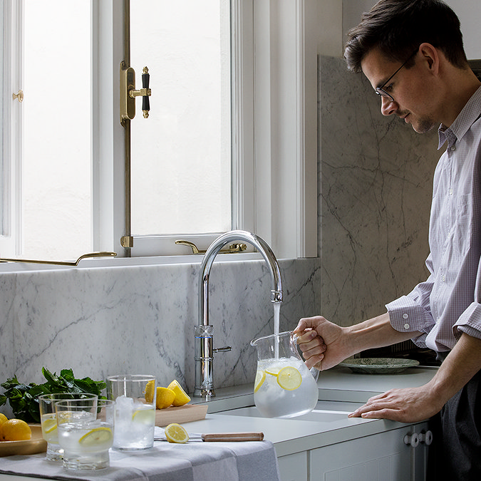 Quooker Classic Fusion Round Chrome Tap with PRO3 Boiling Water Tank