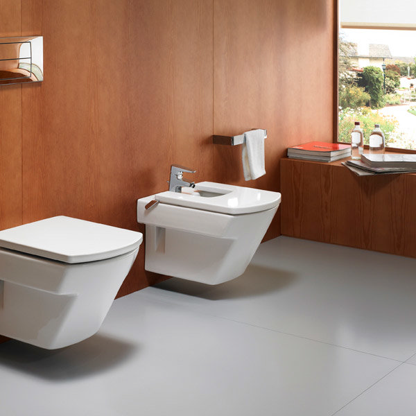 Roca Hall Wall-hung Bidet with Cover Feature Large Image
