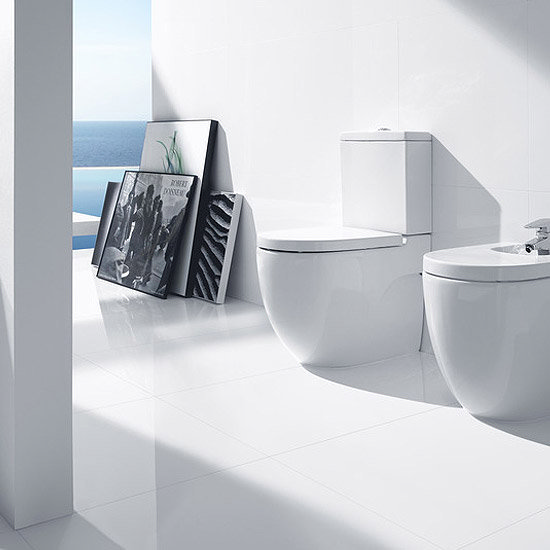 Roca Meridian-N Compact BTW Close Coupled Toilet with Soft-Close Seat Feature Large Image