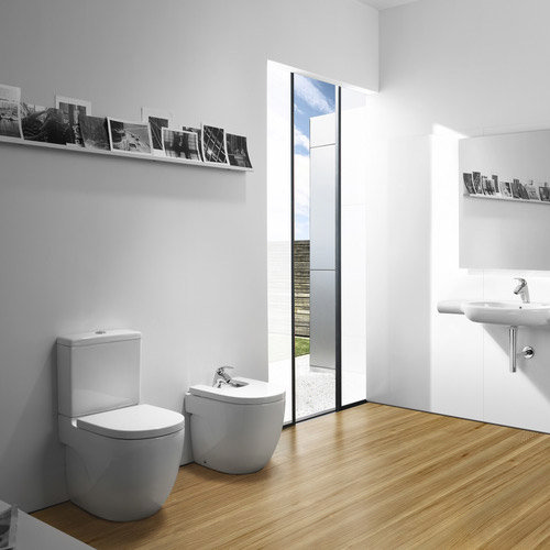 Roca Meridian-N Compact BTW Close Coupled Toilet with Soft-Close Seat Standard Large Image
