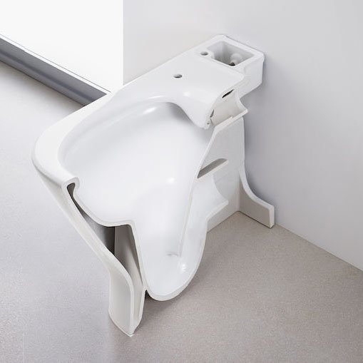 Roca The Gap Rimless Close Coupled Toilet + Slim Soft Close Seat Feature Large Image