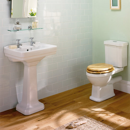 Rochester Traditional Freestanding Slipper Bathroom Suite at Victorian